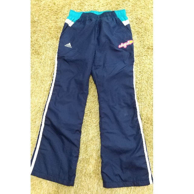 adidas(アディダス)のアディダス トレーニングウエア キッズ/ベビー/マタニティのキッズ服女の子用(90cm~)(ジャケット/上着)の商品写真