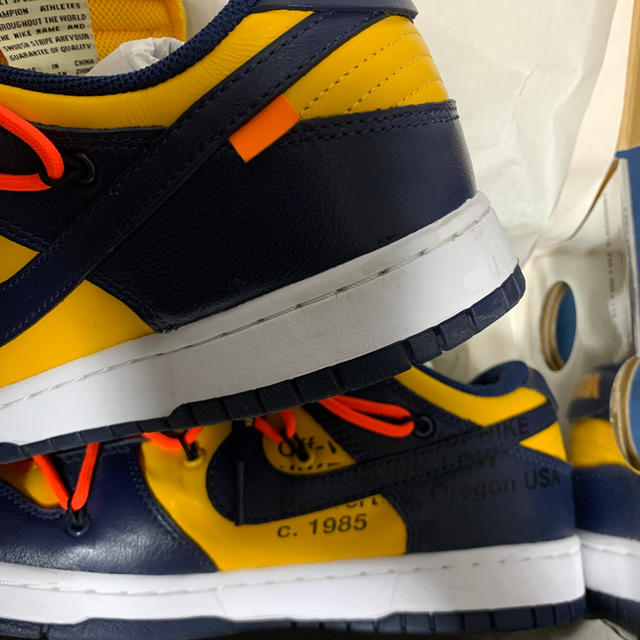 NIKE(ナイキ)のOff White Nike Dunk Low Michigan 紺黄 27cm メンズの靴/シューズ(スニーカー)の商品写真