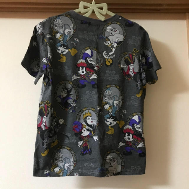 Disney(ディズニー)のディズニー　ヴィランズTシャツ レディースのトップス(Tシャツ(半袖/袖なし))の商品写真