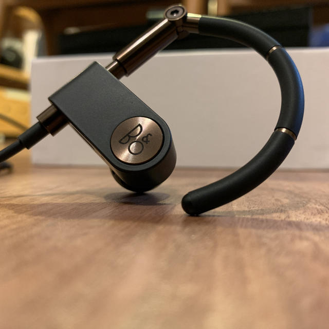 新品未開封■□Bang & Olufsen EARSET（グラファイトブラウン)