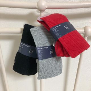 ベビーギャップ(babyGAP)の新品未使用  babyGAP くまさんタイツ 3色セット 0〜12m 赤 黒 灰(靴下/タイツ)