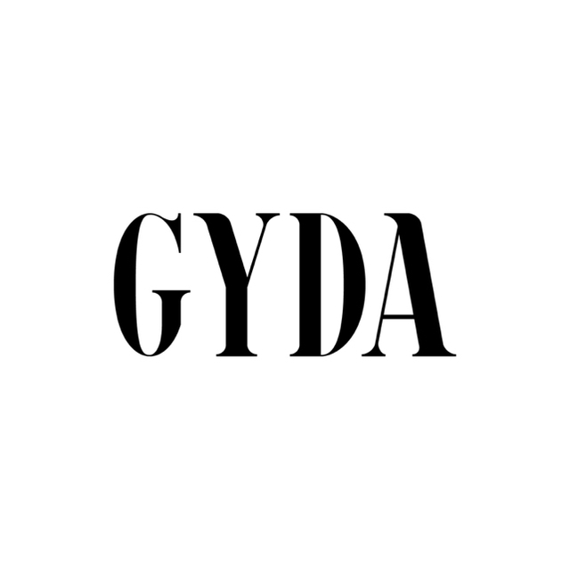 GYDA(ジェイダ)のGYDA BACK RIPPED デニムショートパンツ レディースのパンツ(ショートパンツ)の商品写真