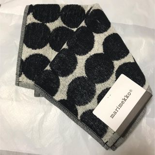 マリメッコ(marimekko)の未使用　タグ付き　マリメッコ  タオルハンカチ(ハンカチ)