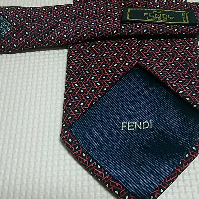 FENDI(フェンディ)の美品 FENDI ネクタイ  メンズのファッション小物(ネクタイ)の商品写真