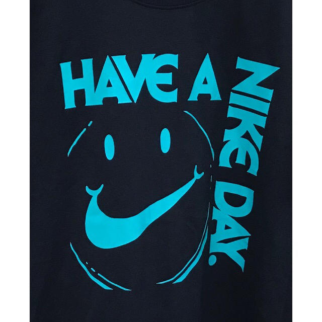 残少 XXL ナイキ スマイリー Tシャツ HAVE A NIKE DAY 黒