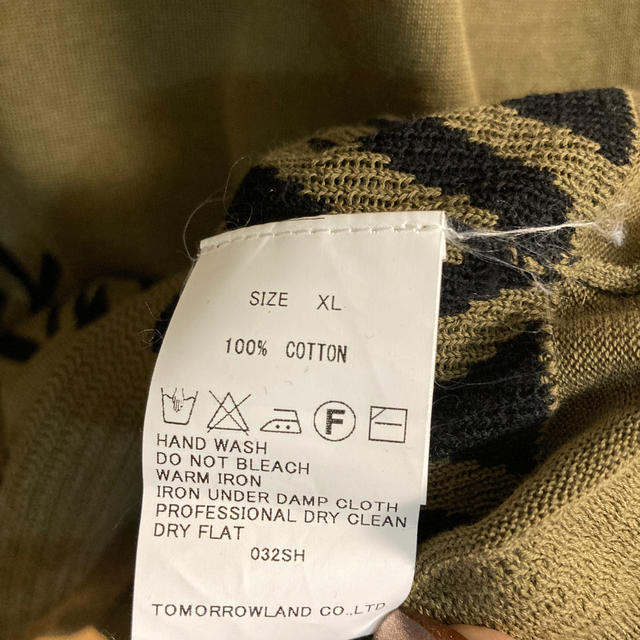 TOMORROWLAND(トゥモローランド)のトゥモローランド　ニットセーター　カーキ　XL メンズのトップス(ニット/セーター)の商品写真