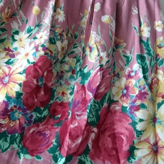 ロイスクレヨン(Lois CRAYON)のロイスクレヨン ピンク ヴィンテージ フラワー 花 vintage(ひざ丈スカート)