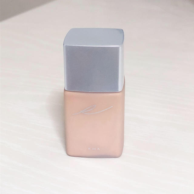 RMK(アールエムケー)のRMK リクイド ファンデーション 201 SPF14 PA++ 15ml コスメ/美容のベースメイク/化粧品(ファンデーション)の商品写真