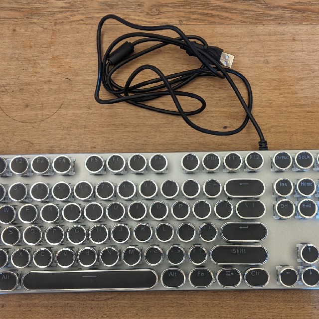 タイプライター風メカニカルキーボード