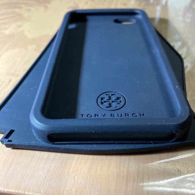 Tory Burch(トリーバーチ)のiPhone ケース　トリーバーチ スマホ/家電/カメラのスマホアクセサリー(iPhoneケース)の商品写真