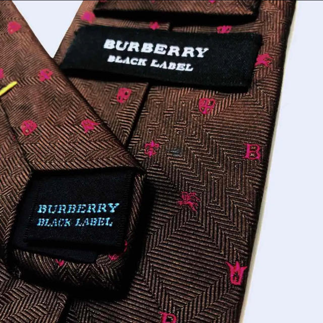 BURBERRY BLACK LABEL(バーバリーブラックレーベル)の【極美品！ノバチェック！】バーバリーブラックレーベル最高級シルクネクタイ！ メンズのファッション小物(ネクタイ)の商品写真