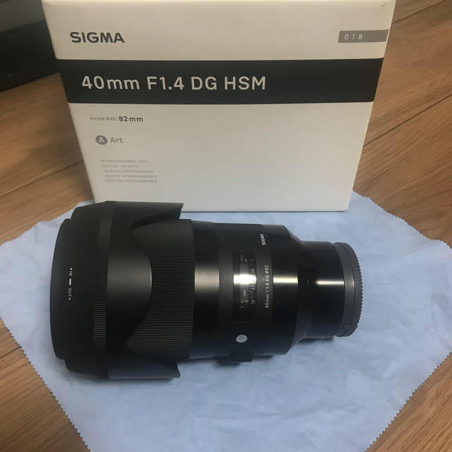 SIGMA(シグマ)のSIGMA 40㎜ F1.4 DG HSM Eマウント用 スマホ/家電/カメラのカメラ(レンズ(単焦点))の商品写真