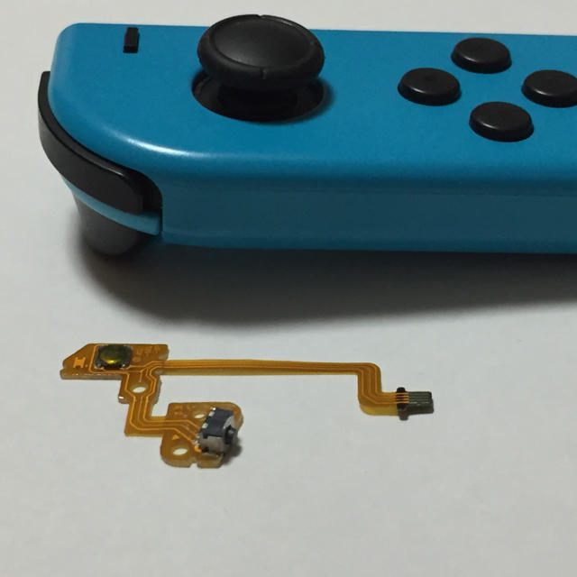 Nintendo Switch スイッチ ジョイコン 左側 Lボタン マイナス フレキケーブル 修理 パーツの通販 by  余裕を持ってやってます's shop｜ニンテンドースイッチならラクマ