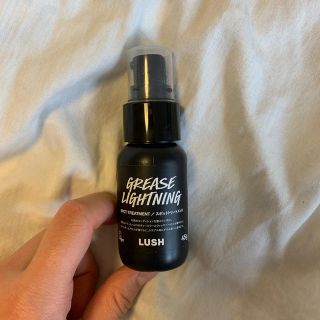 ラッシュ(LUSH)の艶肌ドロップ　LUSH GREASELIGHTNING(美容液)