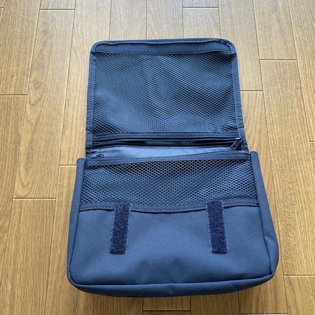 MUJI (無印良品)(ムジルシリョウヒン)の無印良品　ポリエステル・おむつポーチ ネイビー・２３×１７×１０ｃｍ キッズ/ベビー/マタニティのおむつ/トイレ用品(ベビーおむつバッグ)の商品写真