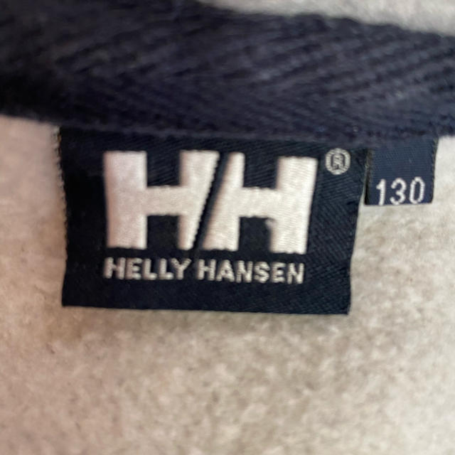 HELLY HANSEN(ヘリーハンセン)のヘリーハンセン　パーカー　130 キッズ/ベビー/マタニティのキッズ服男の子用(90cm~)(ジャケット/上着)の商品写真