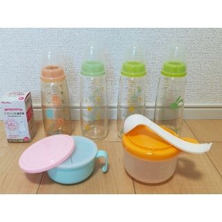 ニシマツヤ(西松屋)の【ゆりぴょん様専用】哺乳瓶4本、乳首他ベビーセット(プレゼント付)(哺乳ビン)