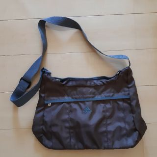 adidas(ショルダーバッグ ・ ブラウン/茶色系)のフリマ adidas(ショルダーバッグ ・ ブラウン/茶色系)のフリマ
