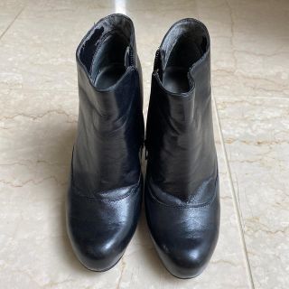 ナインウエスト(NINE WEST)のNINE WEST ショートブーツ　黒(ブーツ)