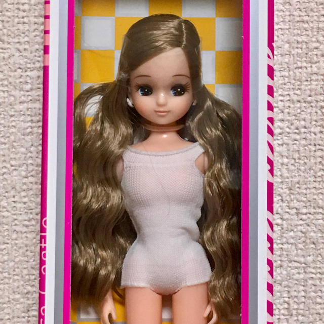 アリス新品　未使用　リカちゃん　オリジナルコレクションモデル11204 キッズ/ベビー/マタニティのおもちゃ(ぬいぐるみ/人形)の商品写真
