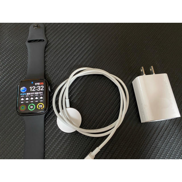 Apple Watch Series 5(GPSモデル)- 44mm