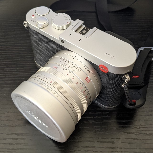 コンパクトデジタルカメラLeica  Q  シルバークローム