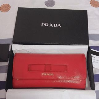 プラダ(PRADA)のプラダ財布(長財布)