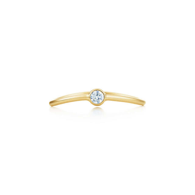Tiffany & Co.(ティファニー)のTIFFANY ウェーブ シングルロウ ダイヤモンド YG 18k 7号 レディースのアクセサリー(リング(指輪))の商品写真