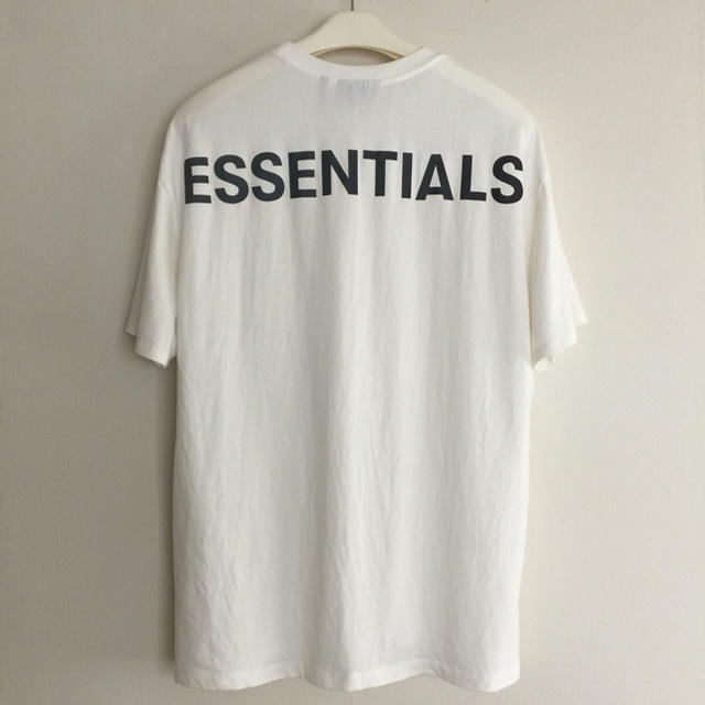 Fear of God FOG Essentials リフレクター半袖Tシャツ | フリマアプリ ラクマ