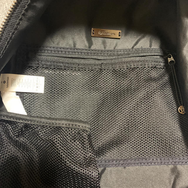 lululemon(ルルレモン)のハワイ限定 ルルレモンCity Adventure Backpack リュック レディースのバッグ(リュック/バックパック)の商品写真