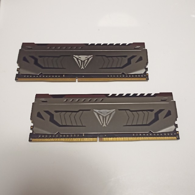 Patriot ViperDDR4 PC4-25600 (3200MHz)