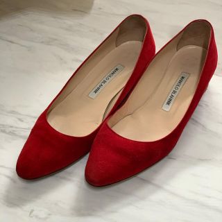 マノロブラニク(MANOLO BLAHNIK)のMANOLO BLAHNIKマノロブラニク　ローヒール　RED(ハイヒール/パンプス)