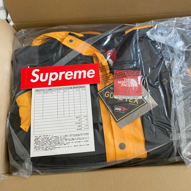 Supreme(シュプリーム)のSupreme The North Face RTG Jacket Mサイズ メンズのジャケット/アウター(マウンテンパーカー)の商品写真