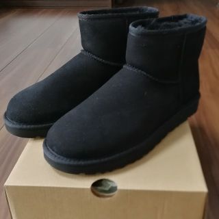 アグ(UGG)のみな様専用！新品未使用  UGG classic mini Ⅱ ブーツ 黒 (ブーツ)