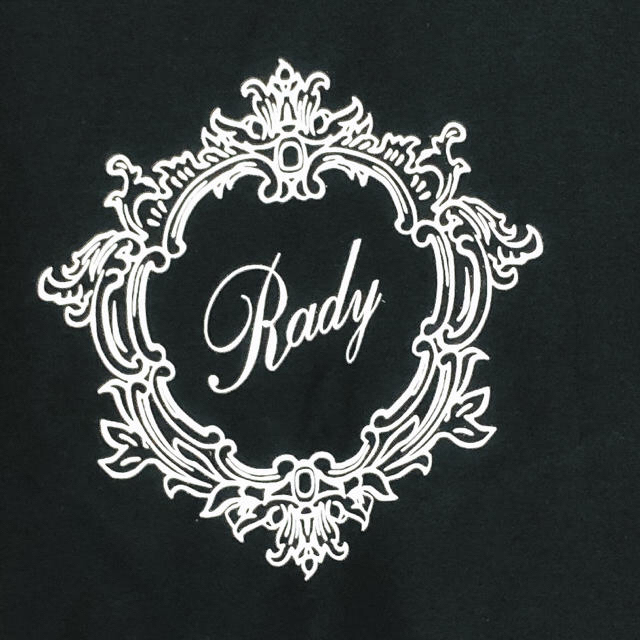 Rady(レディー)のRady レディ　Ｔシャツ　黒 レディースのトップス(Tシャツ(半袖/袖なし))の商品写真