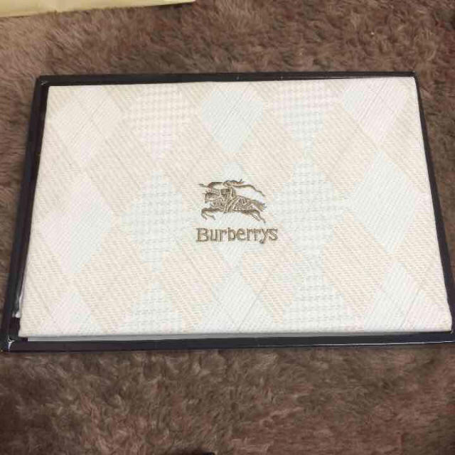 BURBERRY(バーバリー)のmxx様専用 インテリア/住まい/日用品のベッド/マットレス(シングルベッド)の商品写真