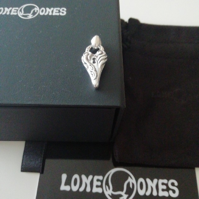 LONE ONES(ロンワンズ)のlone ones スワンダイブチャー厶small　シルバー　新品未使用品 メンズのアクセサリー(ネックレス)の商品写真