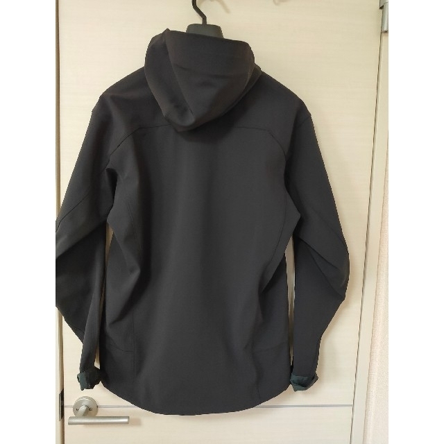 ARC'TERYX(アークテリクス)のMサイズ美品ARC'TERYX/アークテリクス EPSILON LT HOODY メンズのジャケット/アウター(ナイロンジャケット)の商品写真