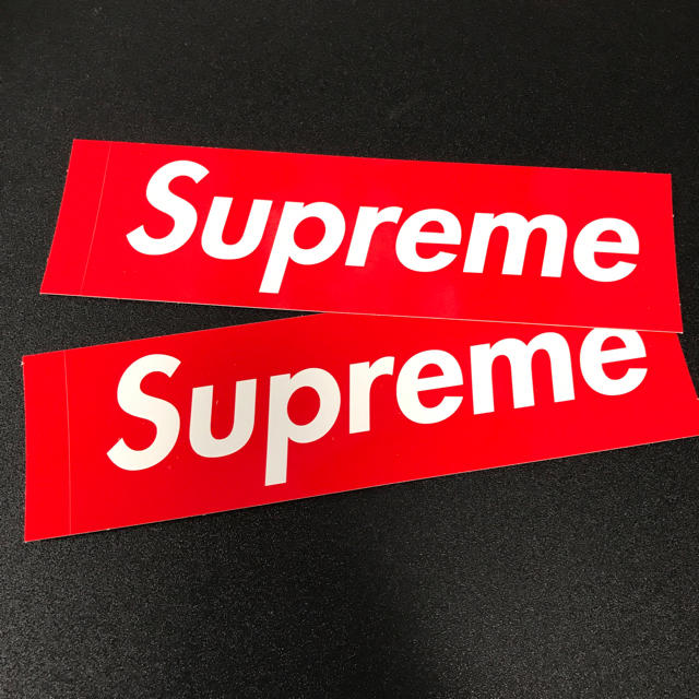 Supreme(シュプリーム)のSupreme Boxロゴ　ステッカー　2枚 メンズのファッション小物(その他)の商品写真