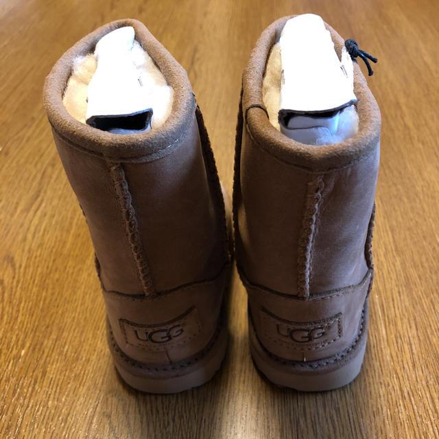UGG アグ 未使用品 14.5cm チェスナット ウォータープルーフ UGG アグ 未使用品 14.5cm チェスナット ウォータープルーフ