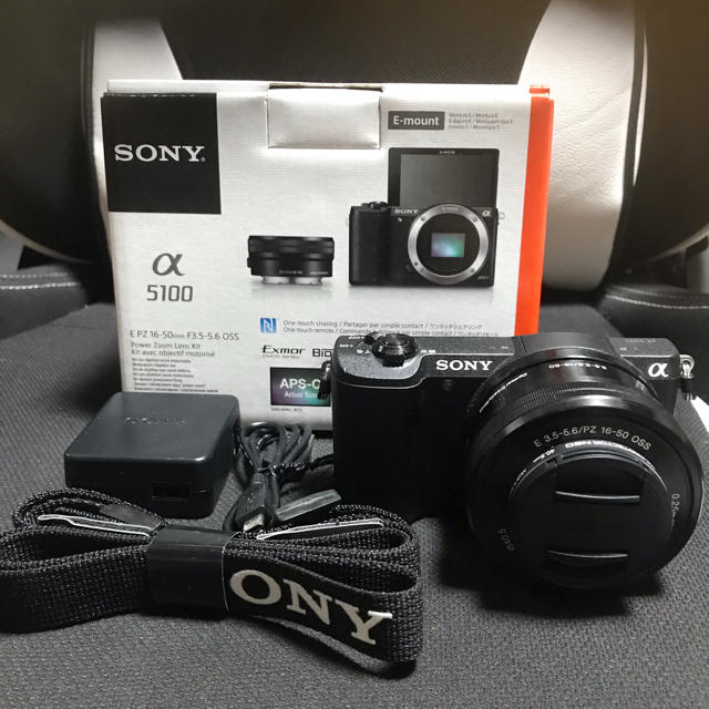 SONY(ソニー)のえいじ様専用　SONY α5100 パワーズームレンズキット スマホ/家電/カメラのカメラ(ミラーレス一眼)の商品写真