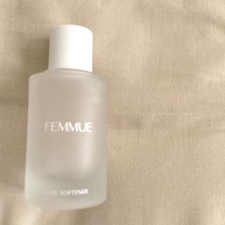 コスメキッチン(Cosme Kitchen)のファミュ　ローズソフトナー　導入美容液　50ml(ブースター/導入液)