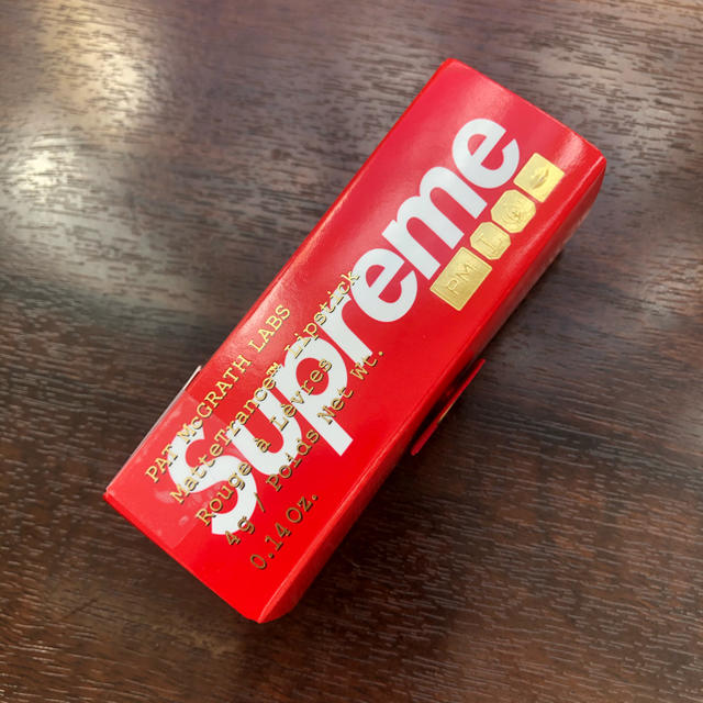 Supreme(シュプリーム)のSUPREME 口紅 Pat McGrath Labs Lipstick 新品 コスメ/美容のベースメイク/化粧品(口紅)の商品写真