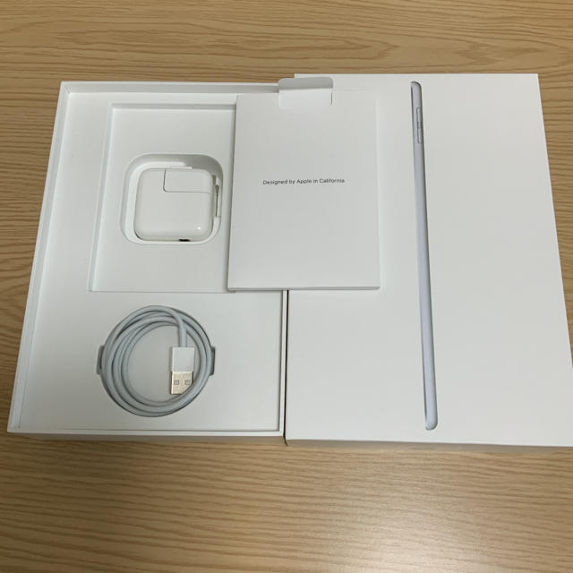 iPad mini 5 64GB シルバー Wi-Fiモデル 2