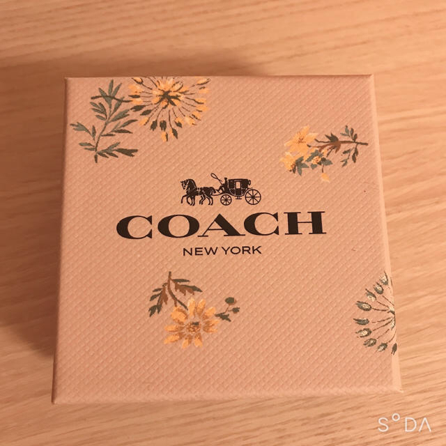 COACH(コーチ)のコーチ　パールピアス レディースのアクセサリー(ピアス)の商品写真