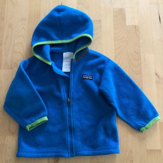 パタゴニア(patagonia)のパタゴニア  フリースパーカー 12M(ジャケット/コート)