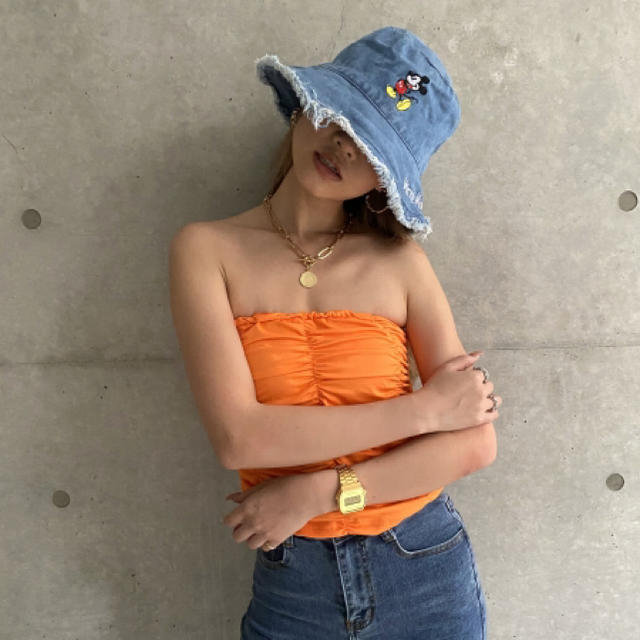 moussy(マウジー)の新品  ミッキー  デニム  バケットハット レディースの帽子(ハット)の商品写真