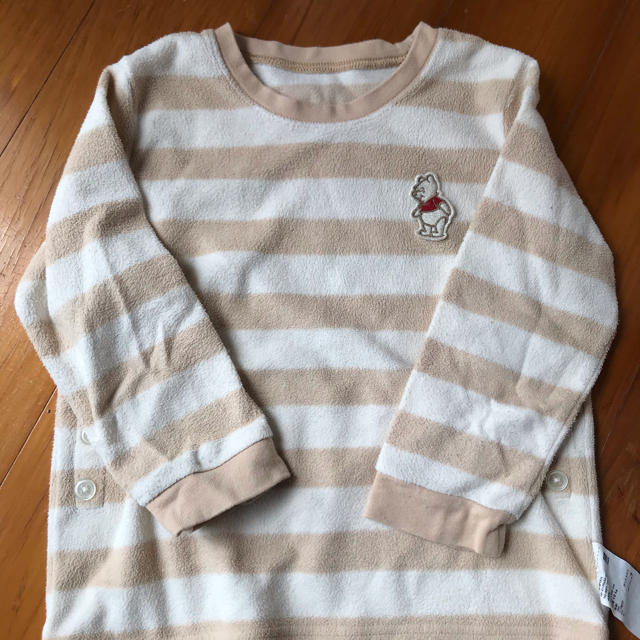 UNIQLO(ユニクロ)のUNIQLO baby    🍯プーさんフリースパジャマ🐝　size100 キッズ/ベビー/マタニティのキッズ服男の子用(90cm~)(パジャマ)の商品写真