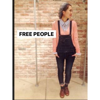 フリーピープル(Free People)の♡美品♡FREE PEOPLE 25 ストレートサロペットデニム(サロペット/オーバーオール)