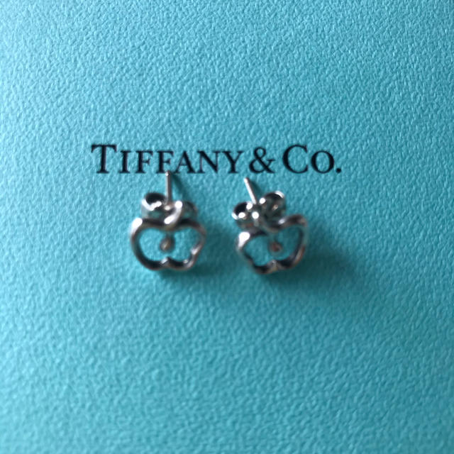 Tiffany & Co.(ティファニー)のティファニー   アップルピアス♪美品です。 レディースのアクセサリー(ピアス)の商品写真